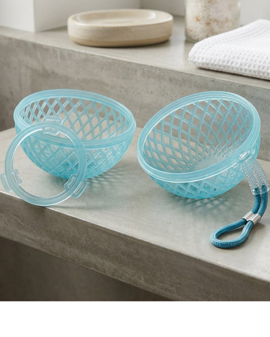 Glvw Separable TPE Lattice Bath Ball 11 cm Sea Glass - Lifestyle view